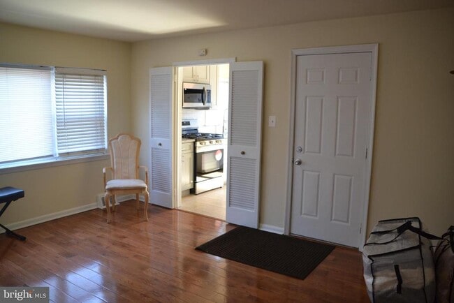 Photo - 246 Ardmore Ave