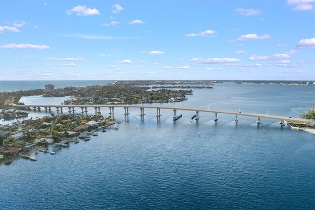 Building Photo - 6191 Bahia Del Mar Blvd S Unit 105