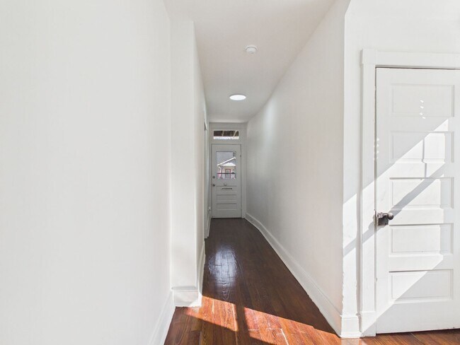 Photo - 1703 Oakdale Ave Unit Apt A