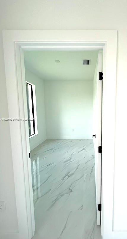 Photo - 1218 Eclat St E