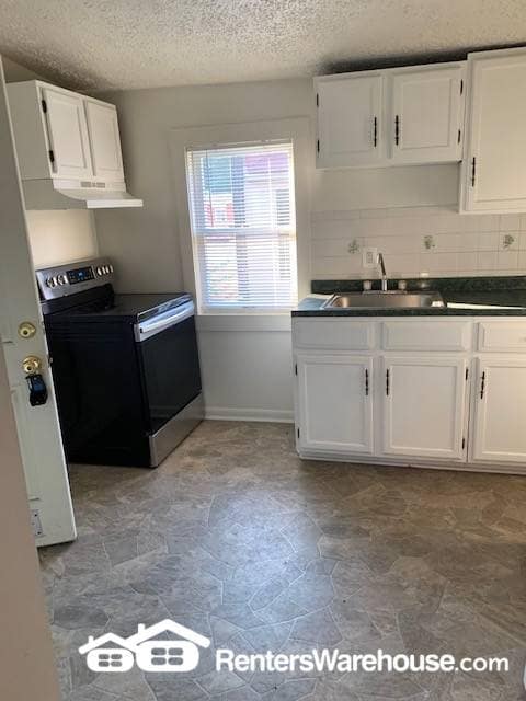 Photo - 3758 St Paul St