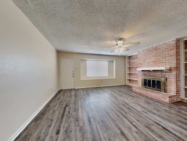 Photo - 6946 Maple Fox Dr