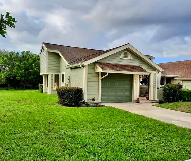 Photo - 1590 SE Dewberry Ct