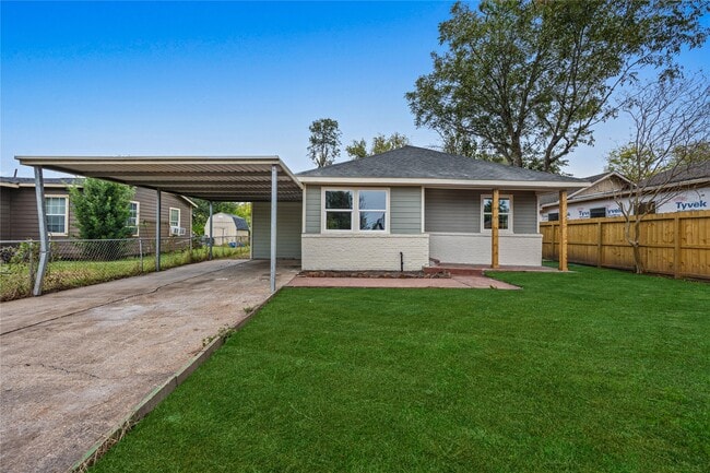 Building Photo - 125 Bolden St