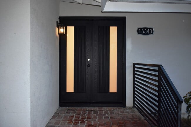 Photo - 18343 San Jose St