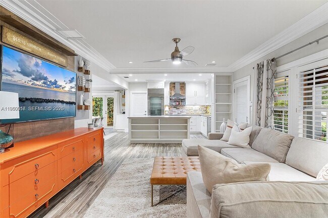 Photo - 700 Vilabella Ave