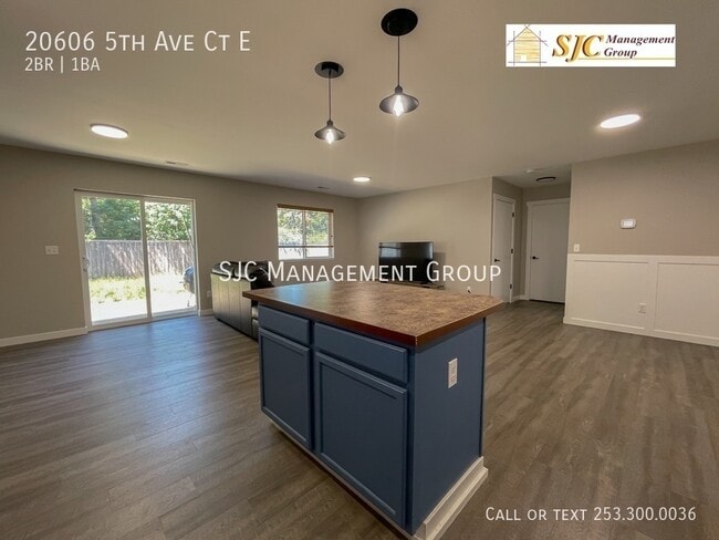 Photo - 20606 5th Ave Ct E