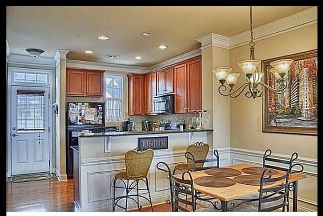 Photo - 960 Gardners Way