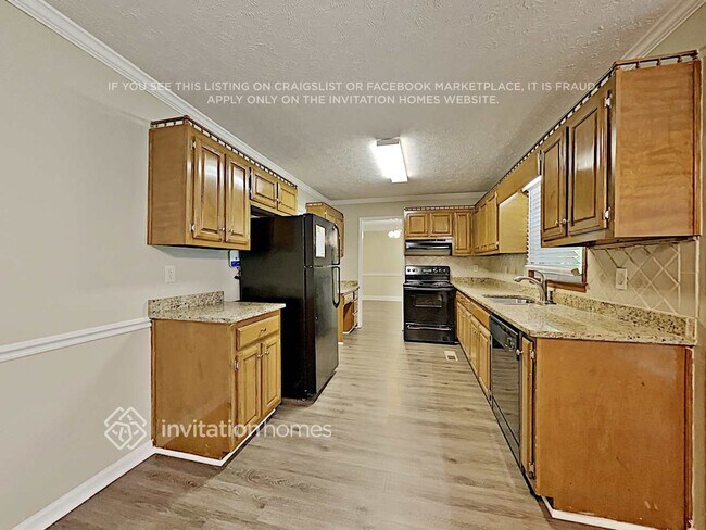 Photo - 161 Harrington Ln