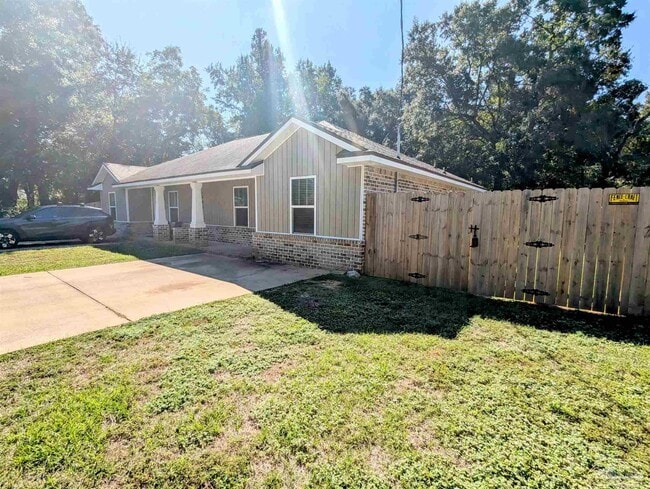 Photo - 1603 Blackwell Ln