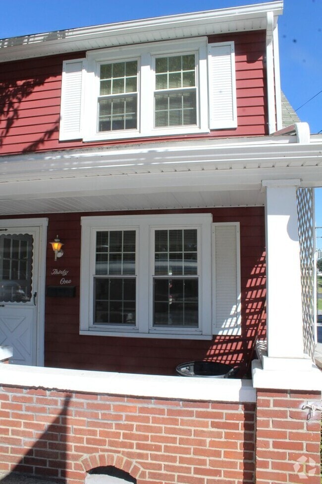 Building Photo - Semi Detached Rental