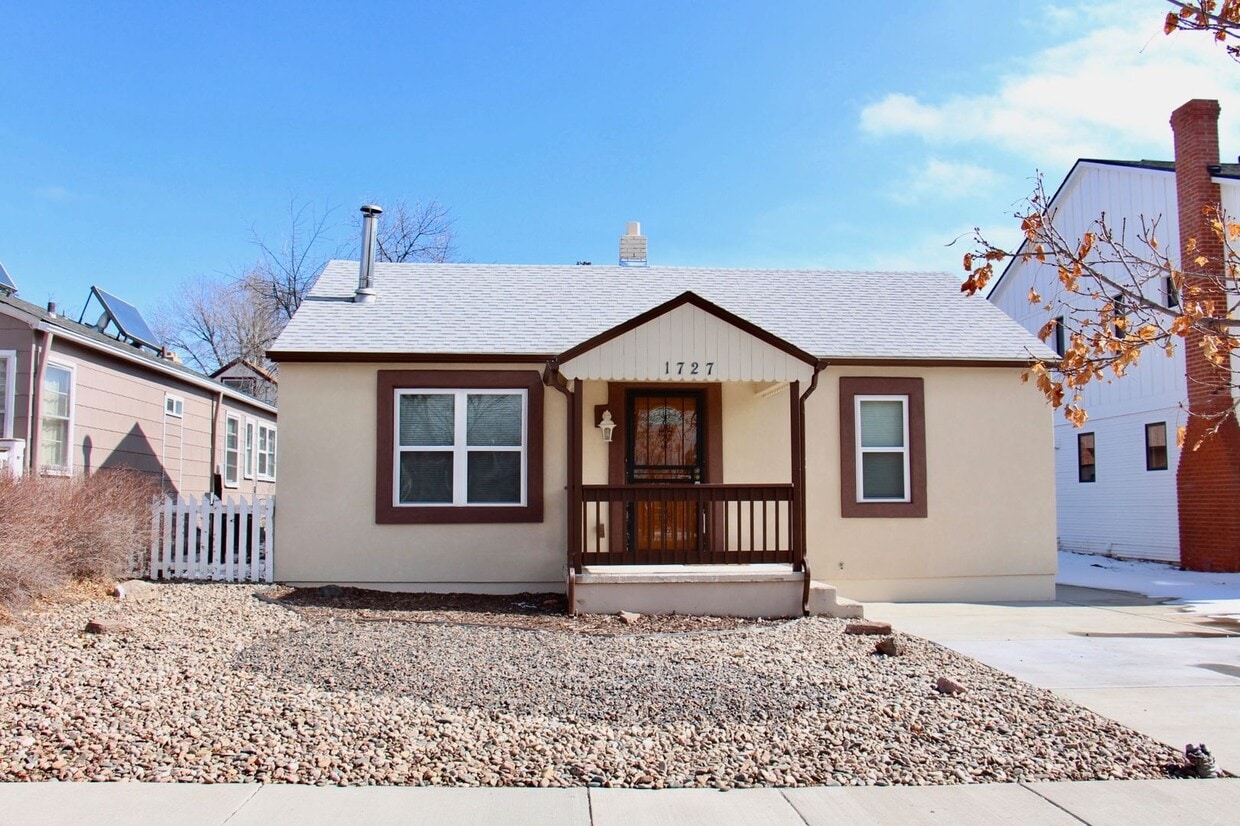 Charming Old North End Rancher - Charming Old North End Rancher