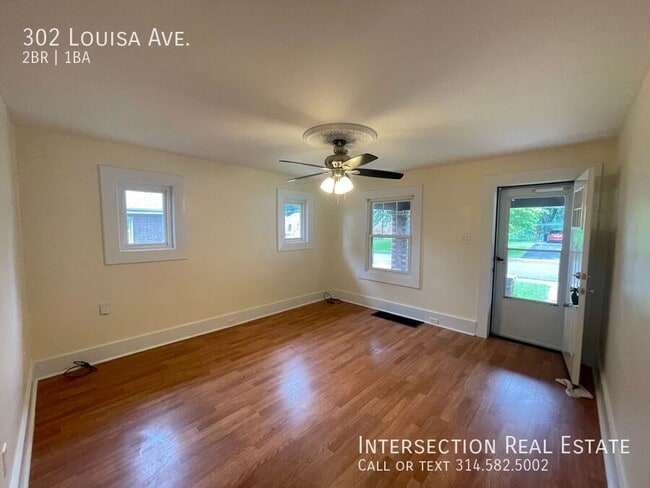 Photo - 302 Louisa Ave