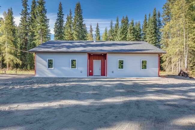 Building Photo - 1240 Shane Ct Unit A