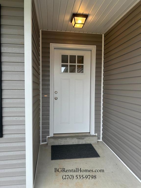 Photo - 506 Labrador Dr