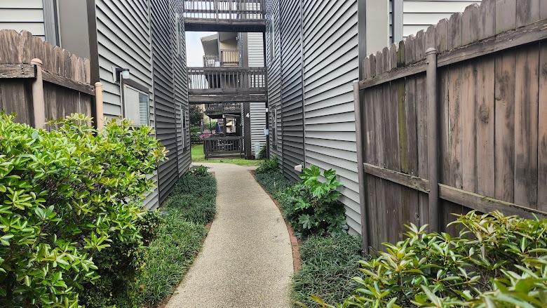 Photo - 2301 Edenborn Ave (Metairie, LA)