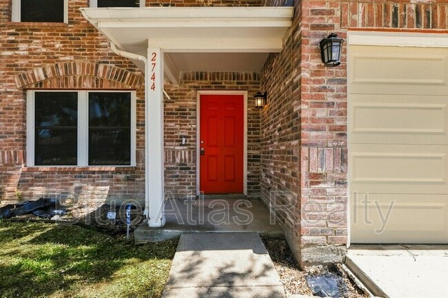 Photo - 2744 Frontier Ln