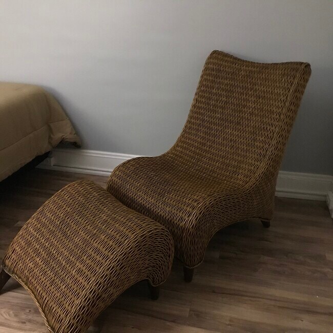 Photo - 1351 East Blvd Unidad 1