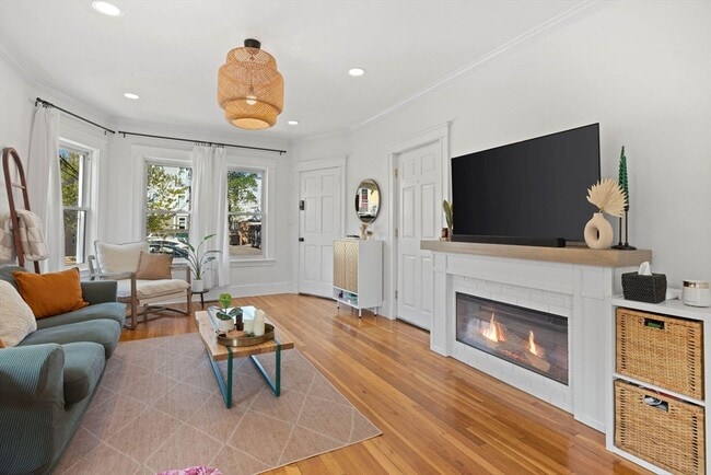 Photo - 29 Mansfield St Condo Unit 1