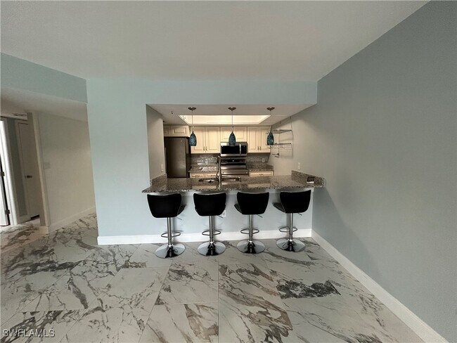 Building Photo - 2346 Naples Trace Cir Unit 1107