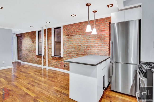 Photo - MULBERRY ST. Unit 2F