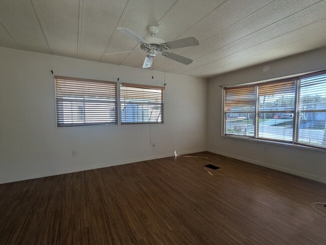 Photo - 131 Pioneer Ln