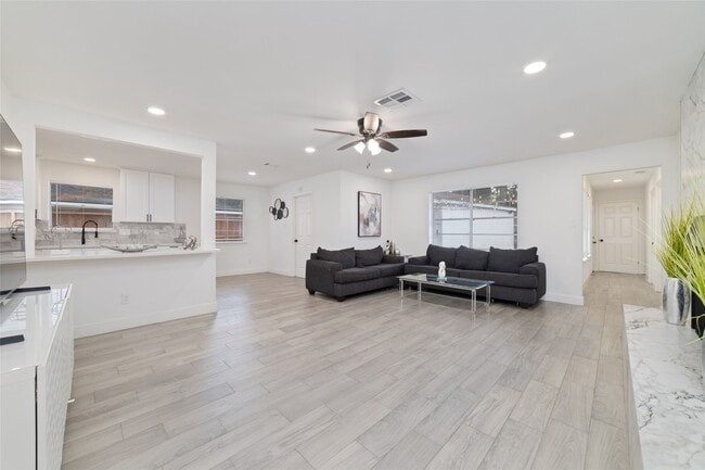 Photo - 25402 Hickory Valley Ln