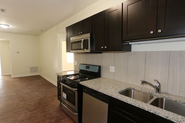 Photo - 2944 W Montrose Ave Unit 3