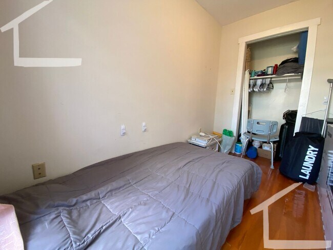 Photo - Charming 3 Bedroom- NO Broker FEE