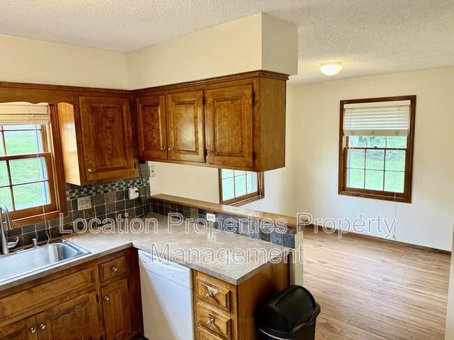 Photo - 3619 Lakecrest Ct