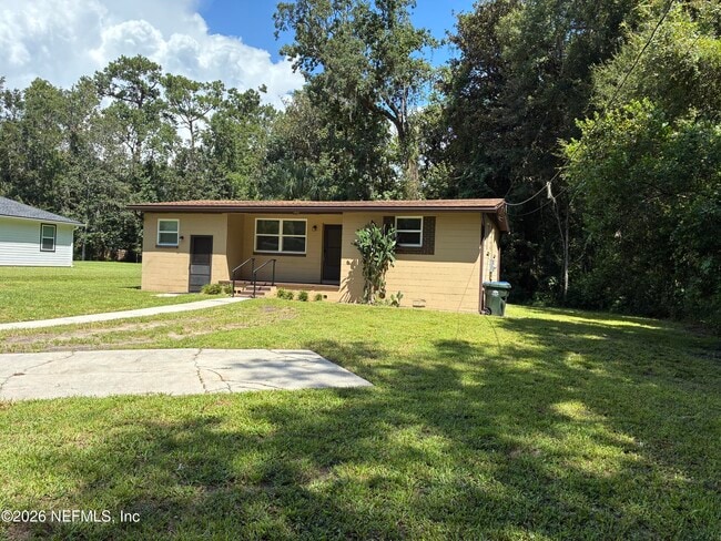 Photo - 645 Allen Ln
