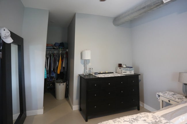 1 hab estándar - 4321 Grove