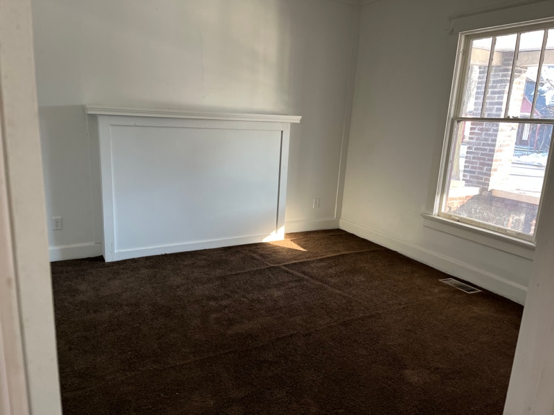 Photo - 1328 E Main St