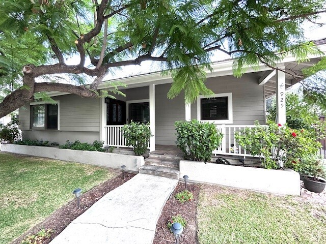 Building Photo - 925 El Dorado St Rental