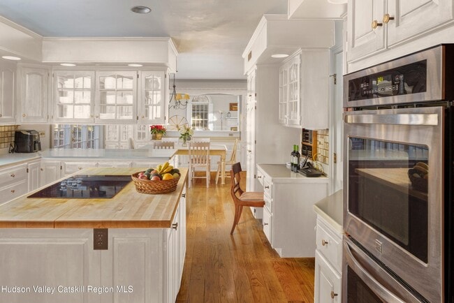 Photo - 147 Rock City Rd