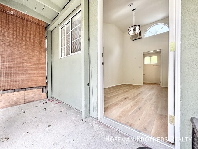 Photo - 2448 Beachwood Dr Unidad 7