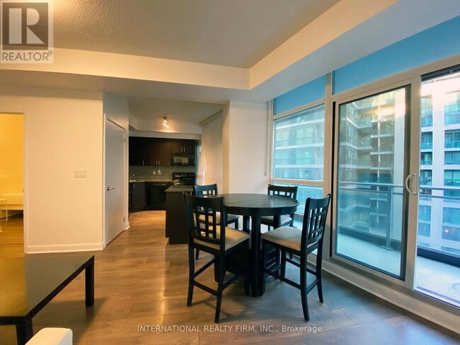 Photo - 15 Bruyeres Mews Unité 507