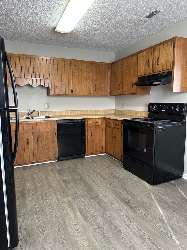 Building Photo - 420 Prince Ln