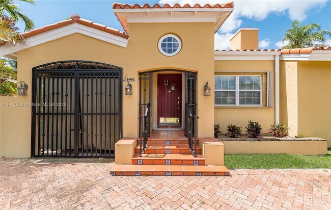 Photo - 4416 SW 14th St