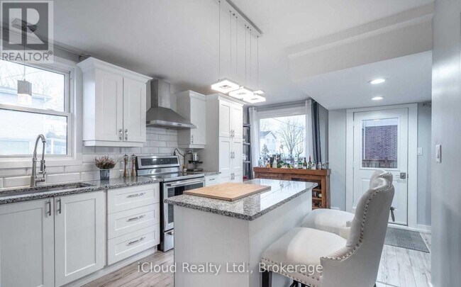 Photo - 361 Beach Blvd
