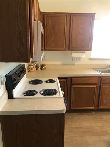 Photo - 716 Kristi Ln