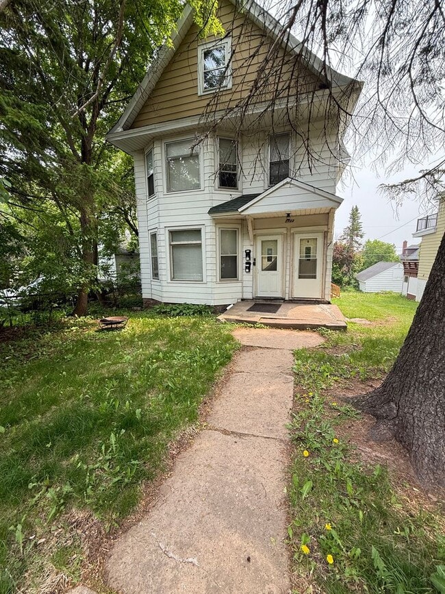 Photo - 1122 E 5th St Apartamento Unidad Upper