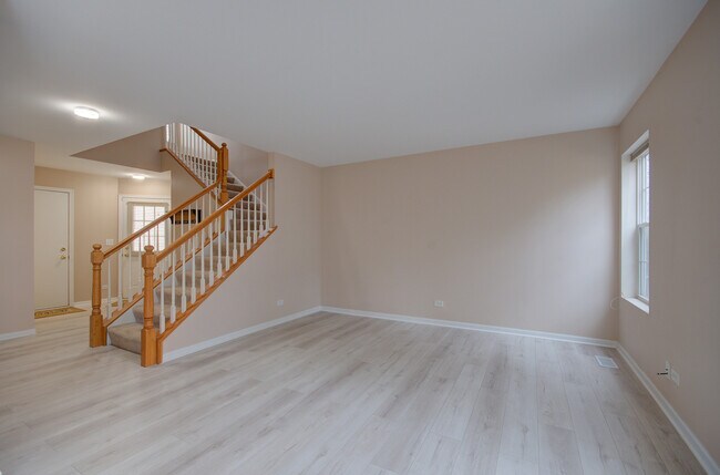 Photo - 2421 Stoughton Cir