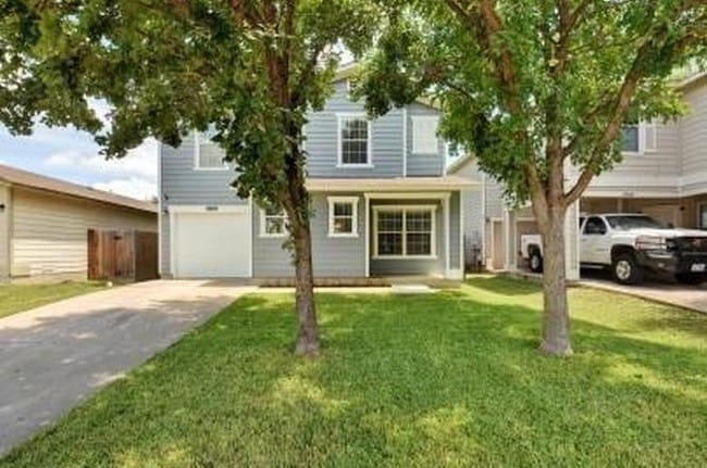 Photo - 13604 Coomes Dr