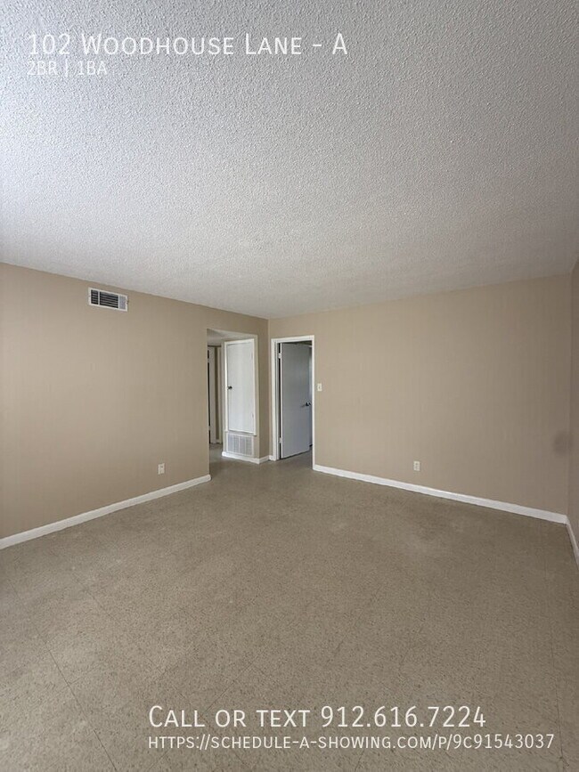Photo - 102 Woodhouse Ln Unit A