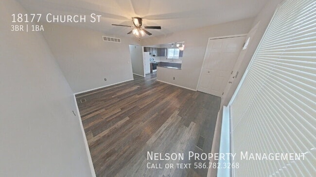Photo - 18177 Church St