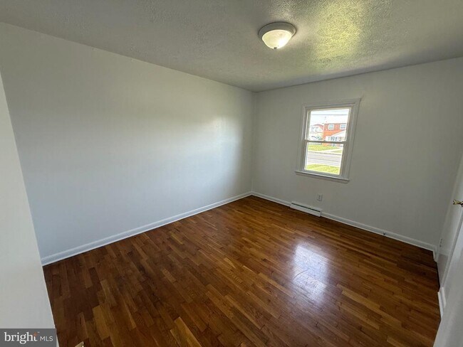 Photo - 103 Taft Ave