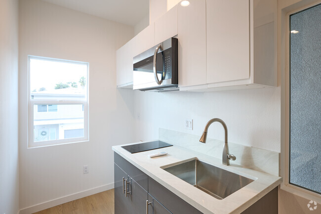 Building Photo - 2225 Bonita Ct Unit 22252 Rental