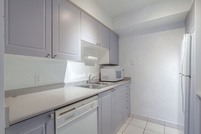 Photo - 256 Doris Ave Unit 801