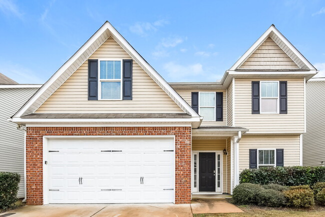 Building Photo - 48 Crescent Chase